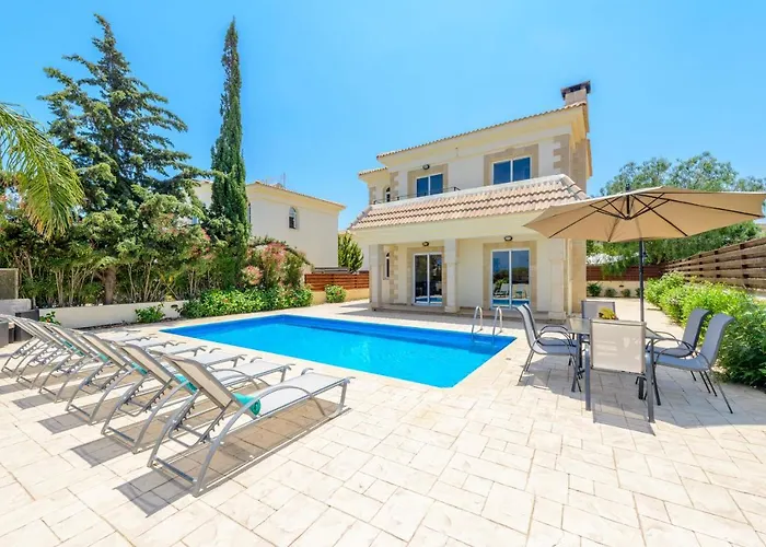 빌라 Irina 파라림니